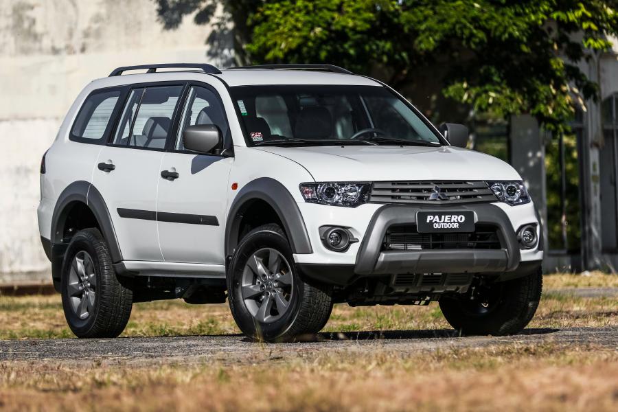 Mitsubishi Pajero Dakar OutDoor 2016 года  (фото 1 из 30)